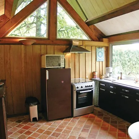 With Fireplace I *